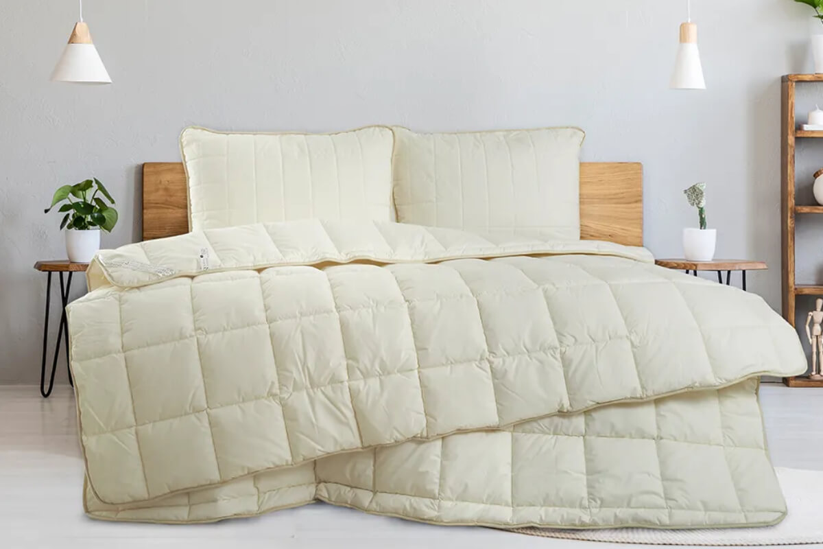 Celoročný paplón v neutrálnej spálni