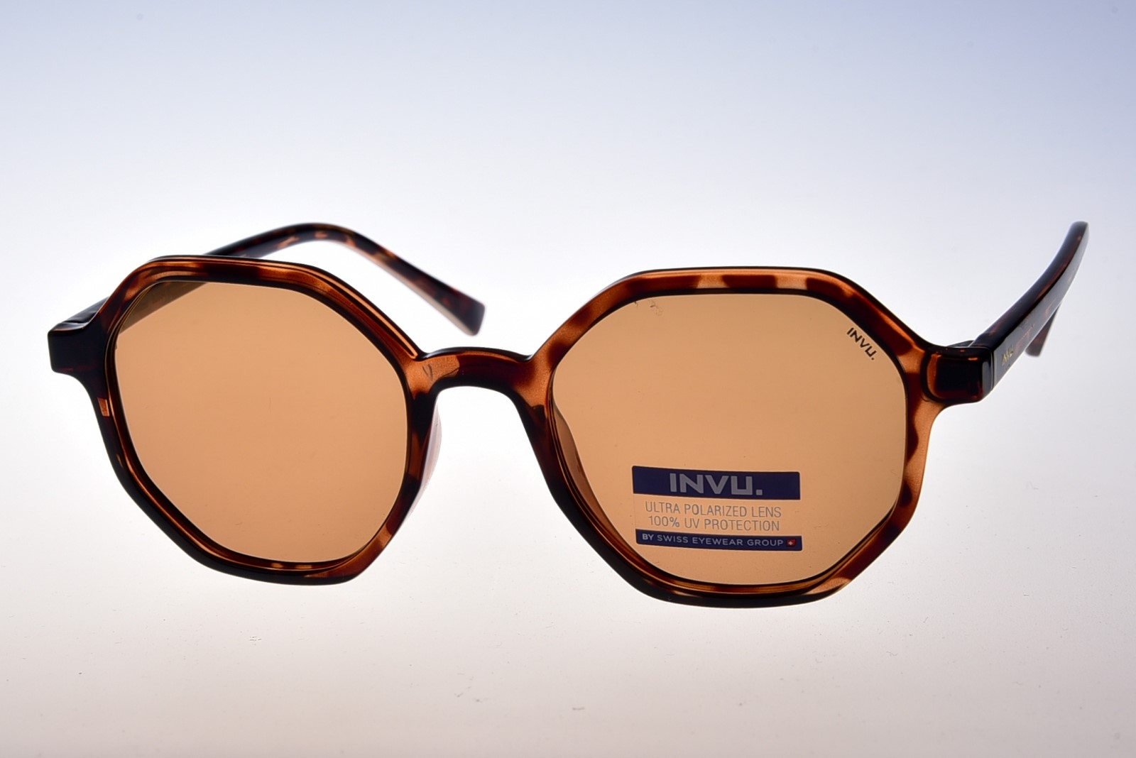 INVU. Fashion B2034B