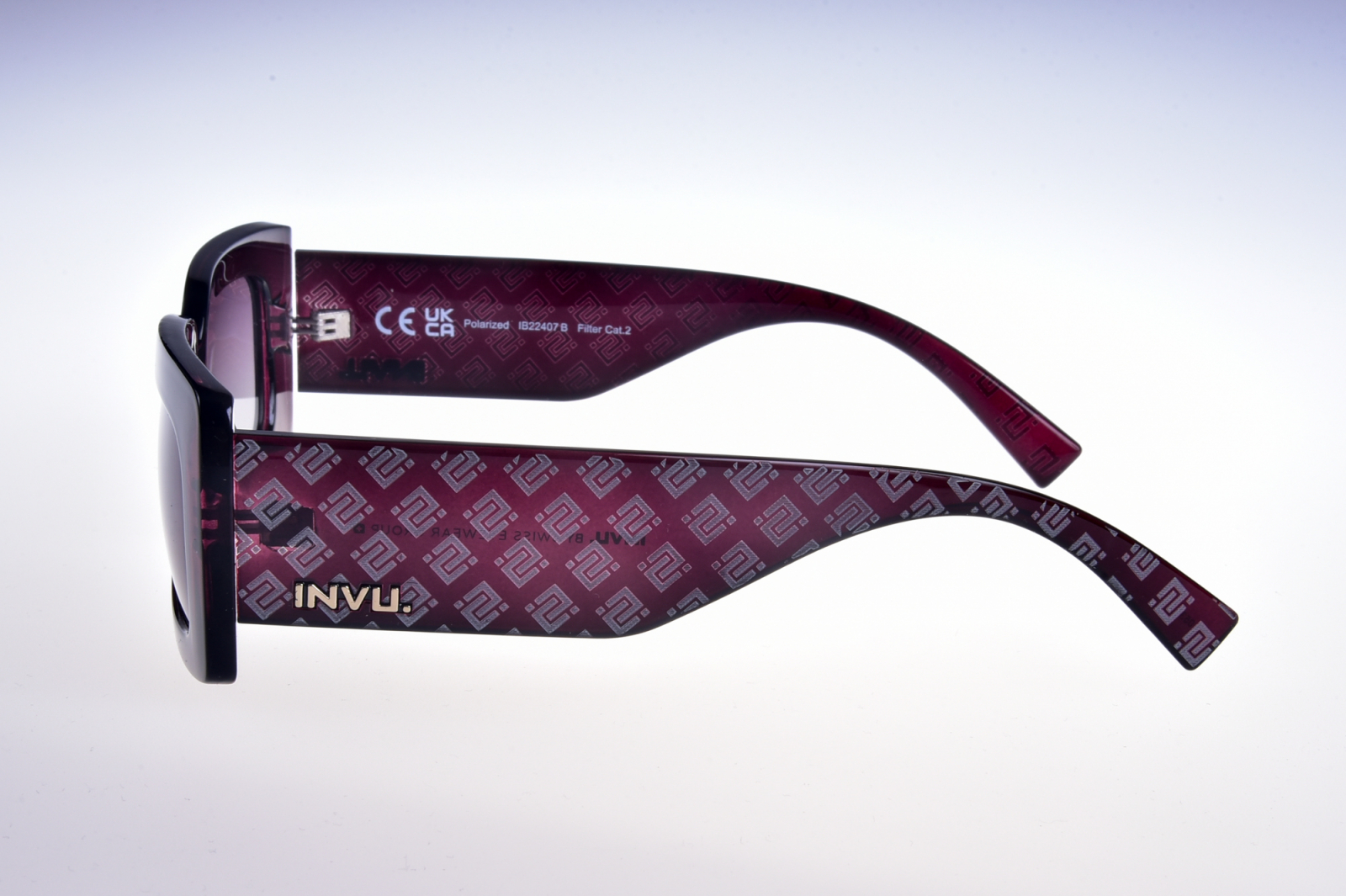 INVU. Fashion IB22407B