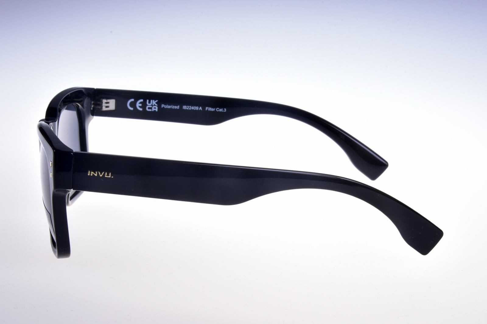 INVU. Fashion IB22409A