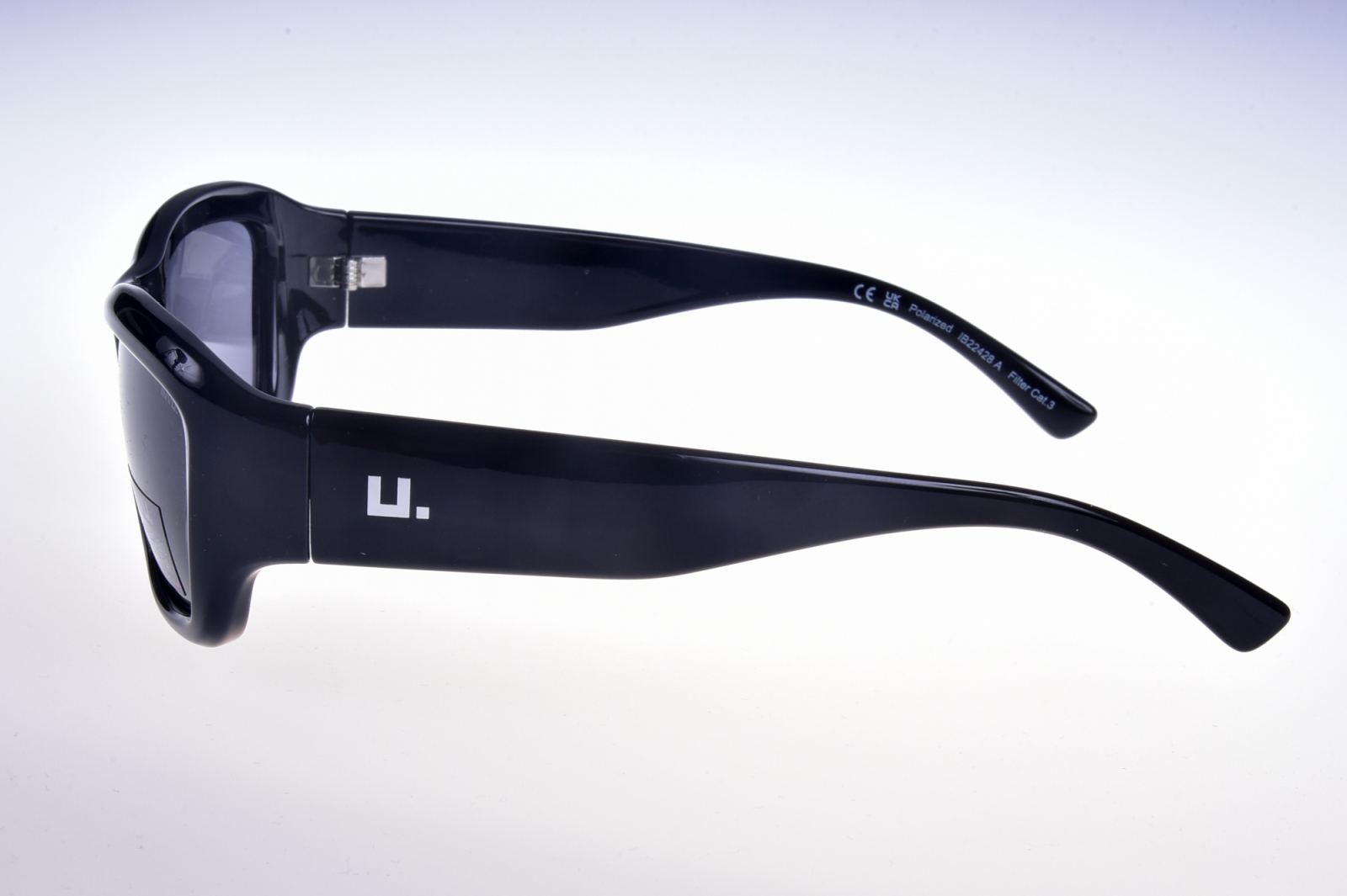 INVU. Fashion IB22428A