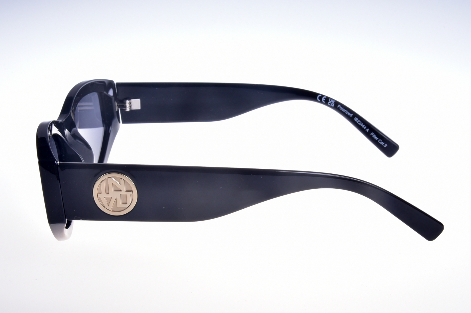 INVU. Fashion IB22444A